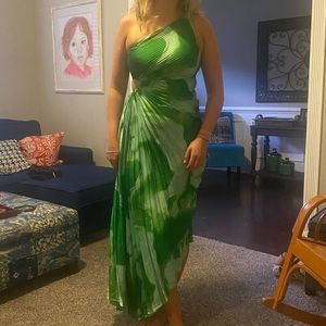 Beautiful green dress worn once